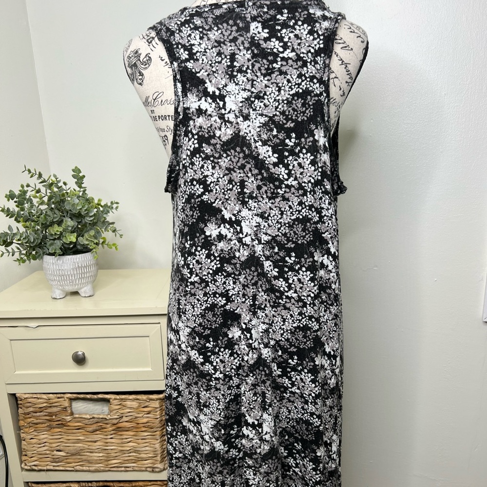 Rene’ Rofe’ Nightgown - Picture 4 of 6